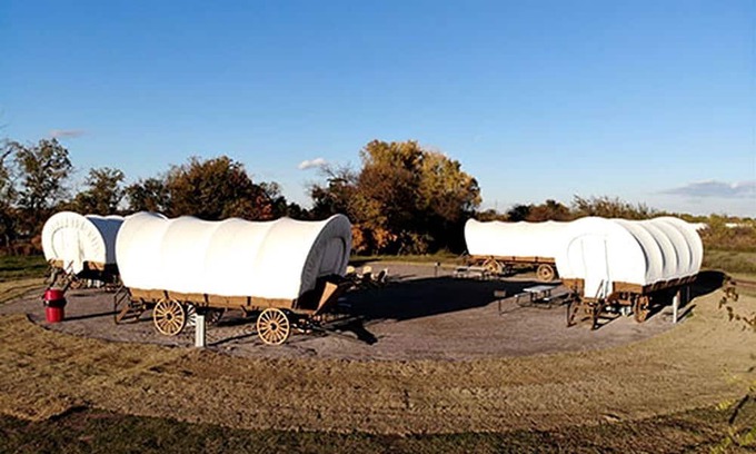 South Oklahoma City House | Perfect Glamping Vacations in this Rustic Conestoga Covered Wagon Rental in Oklahoma