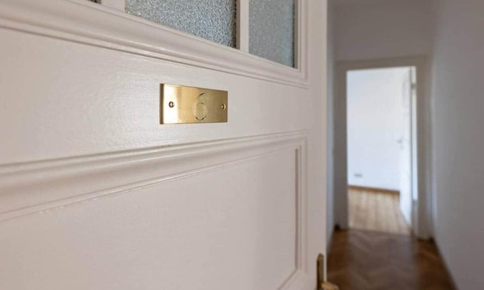 Stendal House | To complete