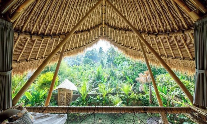 Selat Apartment | Queen House