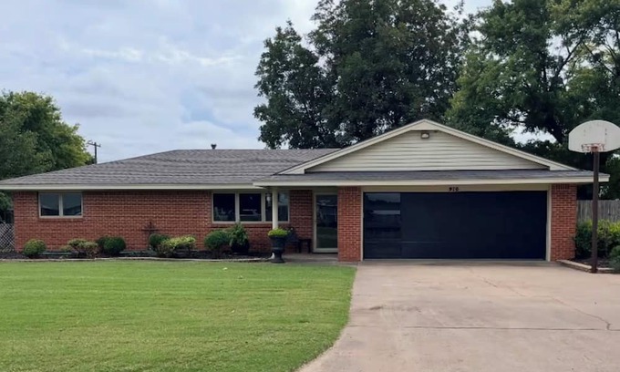 Sentinel House | Homestead Hideaway