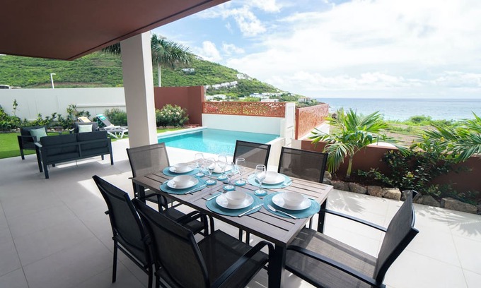 Indigo Bay Condo | 𓆉Villa Coasta: Modern 2BR with Private Pool in Indigo Bay