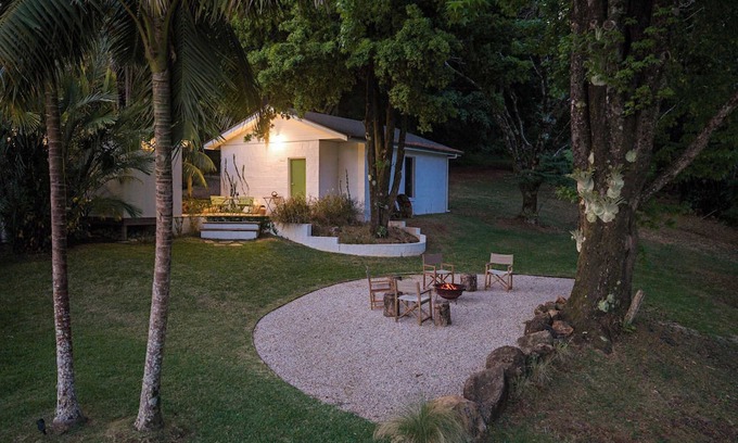 Goonengerry House | Romantic Escape l Firepit, Views l Nova Escapes