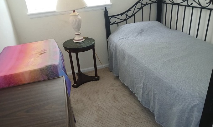 The Conservatory at the Plains House | Cozy 1-Furnished bedroom in a house in Aurora with AC