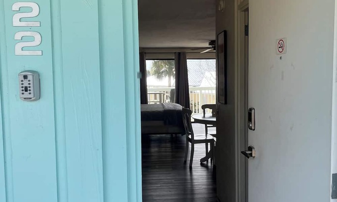 Cedar Key Apartment | Park Place Condo 222