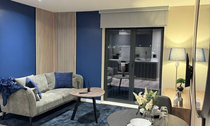 Holbeck Apartment | Pinetree Apartment City Centre