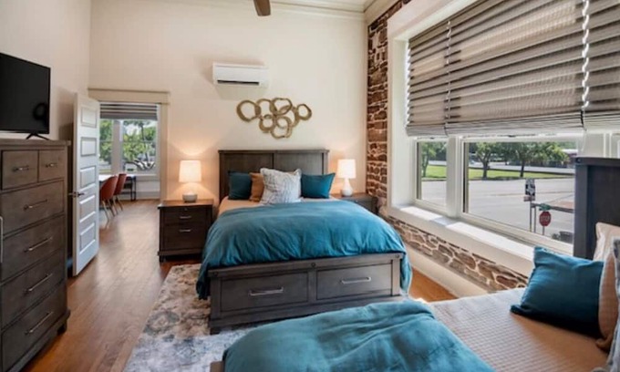 Mason Apartment | The Overlook Apartment 1