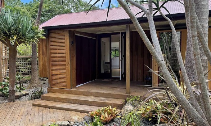 Coromandel House | Stream-side Cottage, Driving Creek