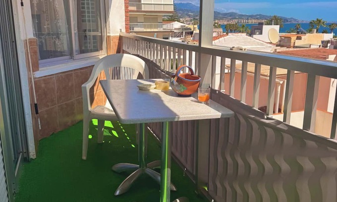 Torre del Mar Apartment | Apartment next to the sea, very well oriented with south orientation.