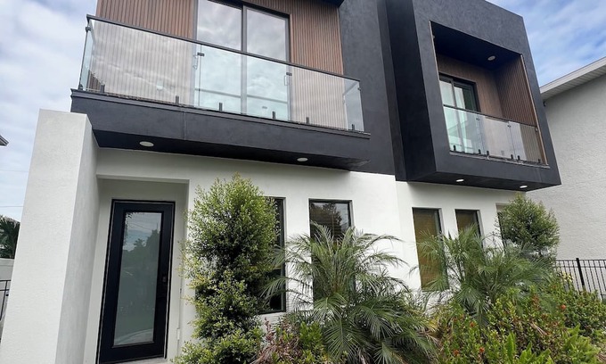 St. Petersburg - Clearwater House | 1 mile to Downtown St Petersburg new construction luxury 2,155 sqft home