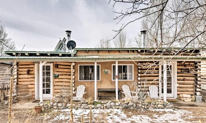San Cristobal Cabin | Charming Log Cabin Rental on Eco-Farm near Taos Ski Valley