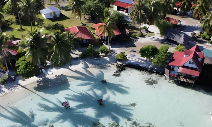 Fakarava Apartment | FAKARAVA - Fare Veke Plage triple -en 1/2 pension