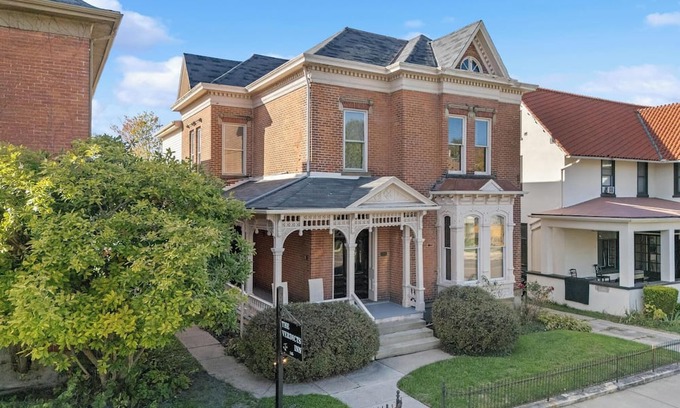 Wilmington House | Spacious 5-bedroom, 2 bath historical house, just 8 minutes from WEC.