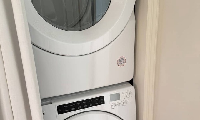 Greenwich Cottage | Newly Renovated Charming Greenwich Guest Cottage