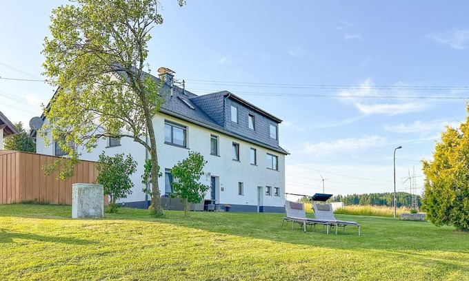 Kleinlangenfeld House | Comfortable house with amazing views