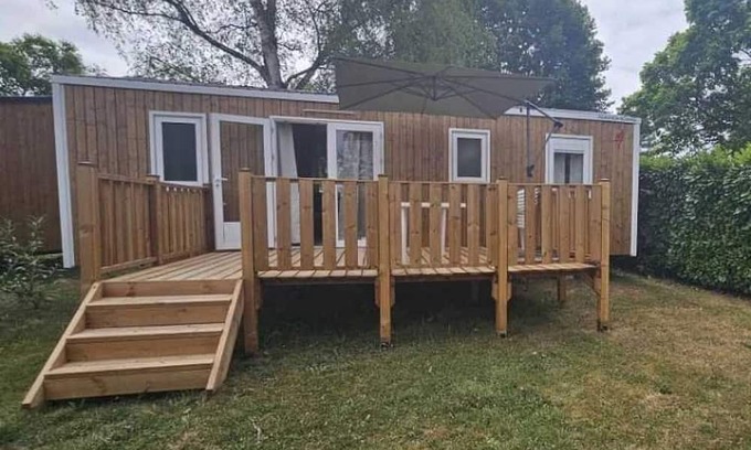 Charlieu House | Camping - ccbbifd - Three Bedroom Apartment, Sleeps 6