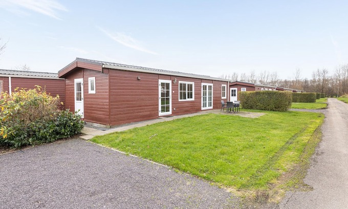 Wagenborgen House | Stunning home in Wagenborgen with WiFi
