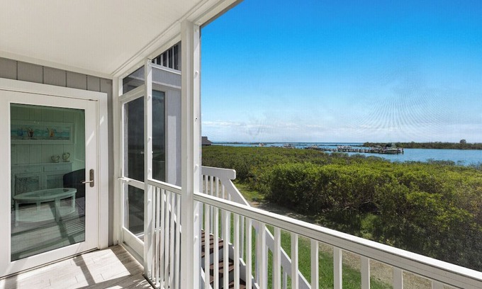 Boca Grande Condo | Boca Grande North 30 - Bayfront - 1st Floor - Sleeps 6