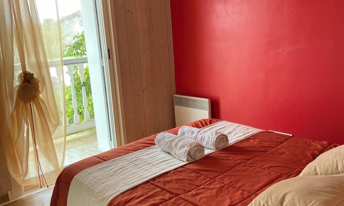 Cheray House | House 6 persons Saint Georges d'Oléron Ideally located in Chéray.