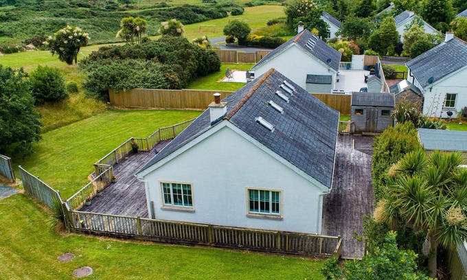 Brittas Bay Ski Chalet | Brittas Bay Holiday Park No.18