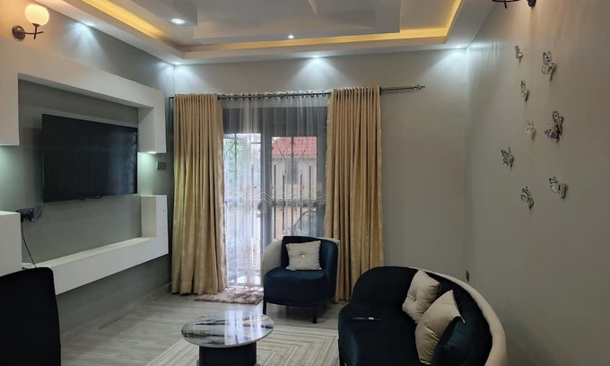 Mukono Apartment | 2-bedroom, 2 units corporate Nsubbe apartment in charming Mukono with WiFi