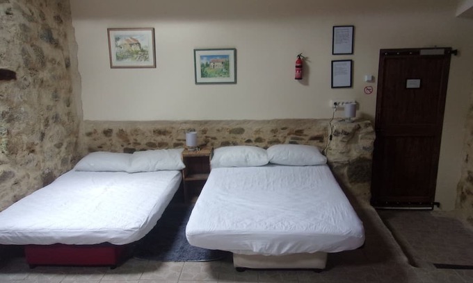 Saint-Pierre-du-Chemin House | Fortified Farm 10 Berth Dormitory