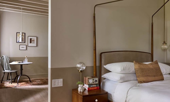 Fishtown House | Elegant Stay in Restored 18th-Century Building w/Pool, In-Room Wet Bar