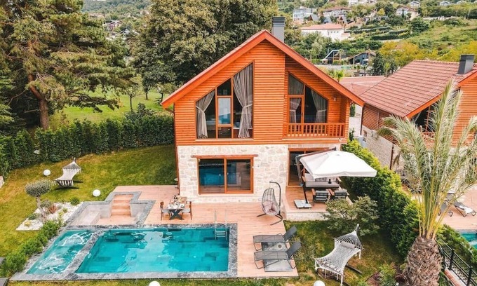Sapanca Villa | REAL LOVE VİLLAS