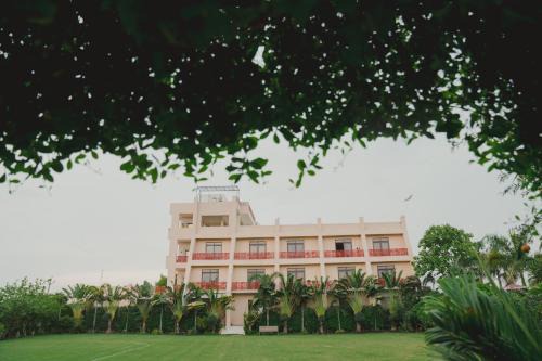 Varanasi Resort | Kashi Anandam Signature Collection by Eight Continents