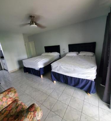 Negril Hotel | Beach Breeze at Negril Beach Club