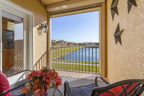 Diplomat House | WHAT A VIEW! Community Pool & HotTub, Fitness Center - Condo Concordia Gem - Roelens
