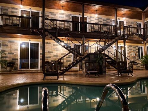 Mbezi Beach Apartment | Tajiri Studio Flats - Mbezi Beach - Comfort, Convenience, Privacy and Security Guaranteed